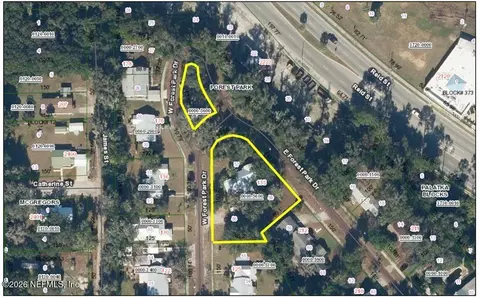 135 W Forest Park Dr, Palatka, FL 32177