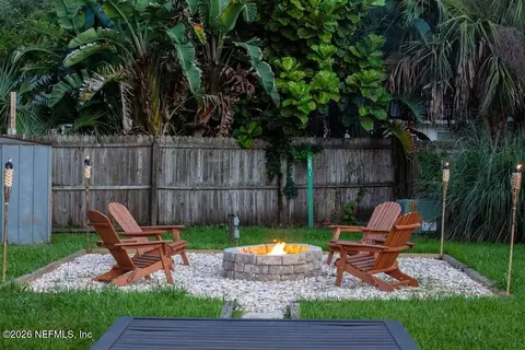 Exterior - 217 Carver St W, Saint Augustine, FL 32080 photo 3 of 3