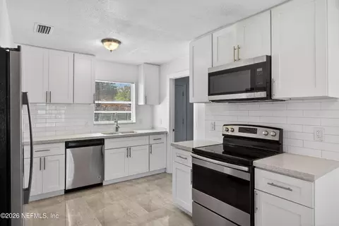 Kitchen - 217 Carver St W, Saint Augustine, FL 32080 photo 2 of 3