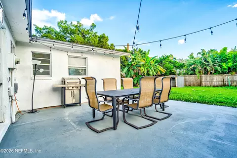 Exterior - 217 Carver St W, Saint Augustine, FL 32080 photo 1 of 3