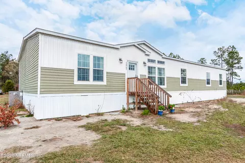 12747 Cowpen Rd, Glen Saint Mary, FL 32040