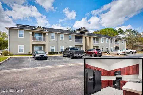 5050 Playpen Dr #8, Jacksonville, FL 32210