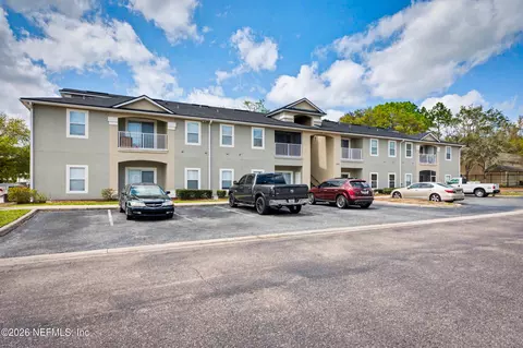 5050 Playpen Dr #8, Jacksonville, FL 32210