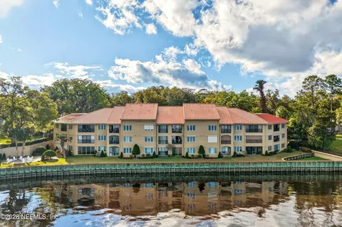 2099 Winterbourne E #302, Orange Park, FL 32073