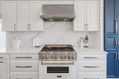 Kitchen - 2406 Shore Dr, Saint Augustine, FL 32086 photo 6 of 9