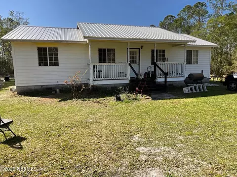 4345 Wanda St, Hastings, FL 32145