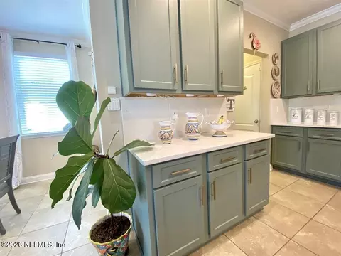 Kitchen - 115 Sierras Loop, Saint Augustine, FL 32086 photo 5 of 6