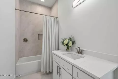Bath - 125 Spoonbill Point Ct, Saint Augustine, FL 32080 photo 1 of 13
