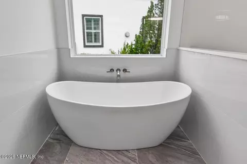 Bath - 125 Spoonbill Point Ct, Saint Augustine, FL 32080 photo 7 of 13