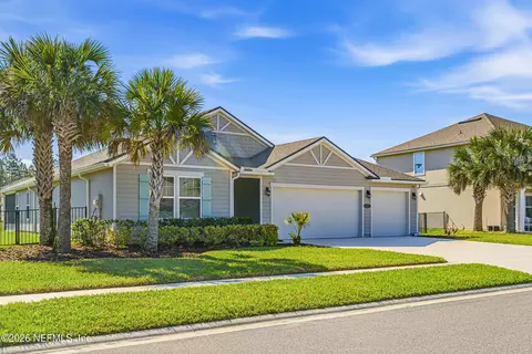 1221 Castle Trail Dr, Saint Johns, FL 32259