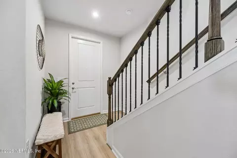 Entry Way - 226 Tower Ct, Saint Augustine, FL 32092 photo 2 of 3