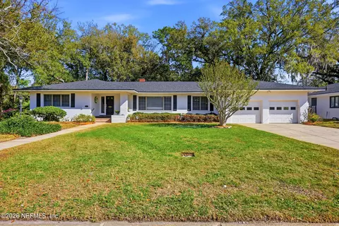 835 Granada Blvd S, Jacksonville, FL 32207