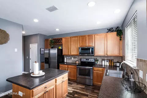 Kitchen - 76100 Deerwood Dr, Yulee, FL 32097 photo 1 of 2