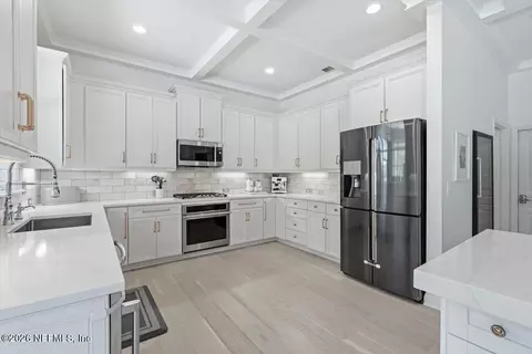 Kitchen - 844 Eagle Point Dr, Saint Augustine, FL 32092 photo 4 of 5