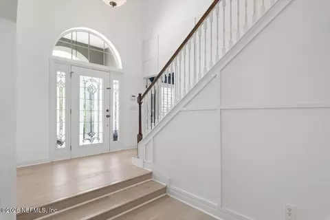 Entry Way - 844 Eagle Point Dr, Saint Augustine, FL 32092 photo 4 of 10