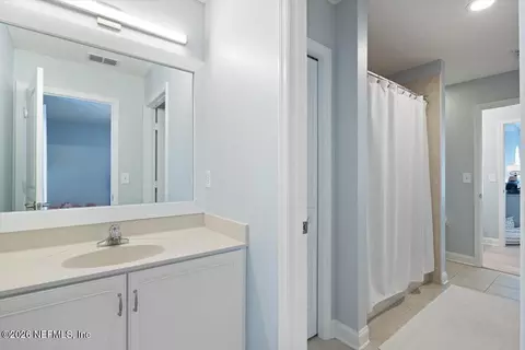 Bath - 844 Eagle Point Dr, Saint Augustine, FL 32092 photo 7 of 9