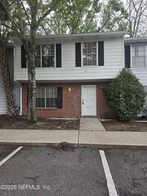 203 Kettering Ct, Orange Park, FL 32073