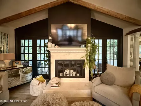 Living - 13380 Eynon Dr, Jacksonville, FL 32258 photo 5 of 7