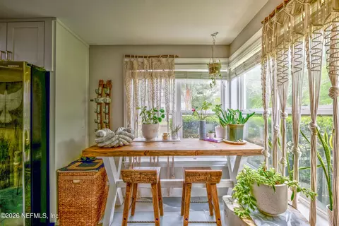 Dining - 13380 Eynon Dr, Jacksonville, FL 32258 photo 4 of 4