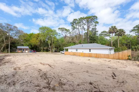 587 Julia St, Saint Augustine, FL 32084 photo 6