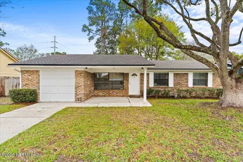 3815 Mandarin Woods Dr S, Jacksonville, FL 32223