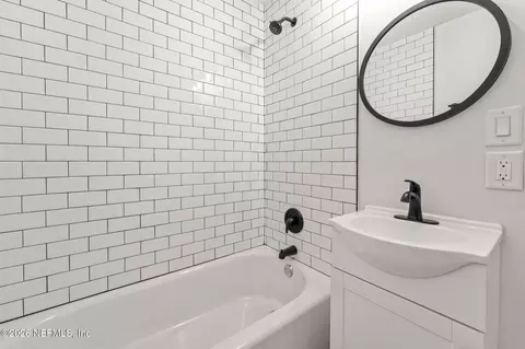 Bath - 87 Josiah St, Saint Augustine, FL 32084 photo 2 of 2