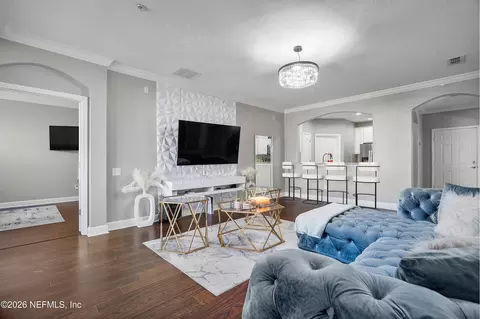 4480 Deerwood Lake Pkwy #336, Jacksonville, FL 32216