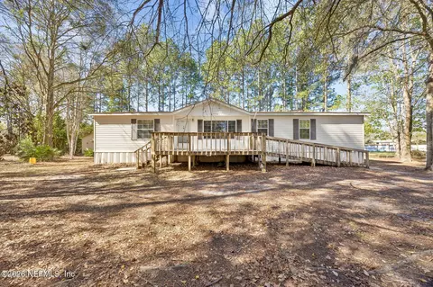 5338 Island Lake Dr, Jacksonville, FL 32226
