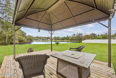 Exterior - 87122 Villa Ln, Yulee, FL 32097 photo 2 of 4