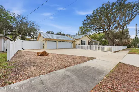 Exterior - 17 Sylvan Dr, Saint Augustine, FL 32084 photo 12 of 14