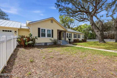 Exterior - 17 Sylvan Dr, Saint Augustine, FL 32084 photo 9 of 14