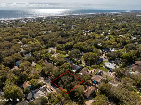 419 Ocean Dr, Saint Augustine Beach, FL 32080 photo 3