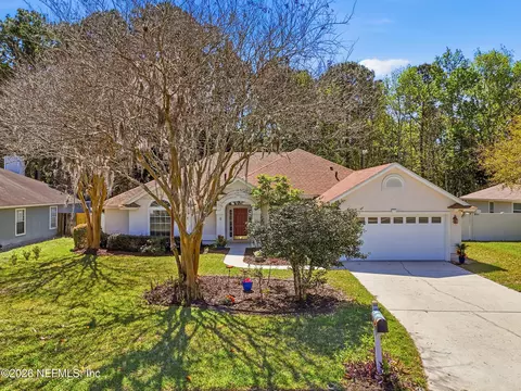 752 Grand Parke Dr, Saint Johns, FL 32259