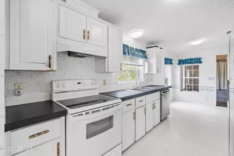 75026 Semper Fi Dr, Yulee, FL 32097 photo 8
