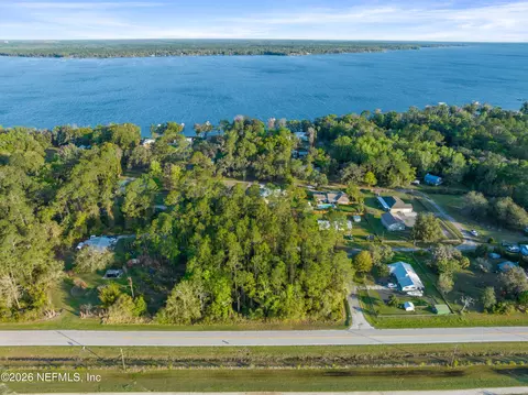 Undisclosed, East Palatka, FL 32131