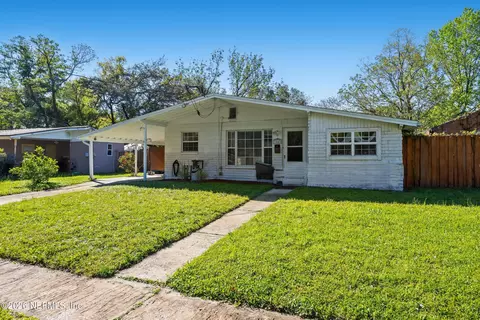 7542 Quitina Dr, Jacksonville, FL 32277