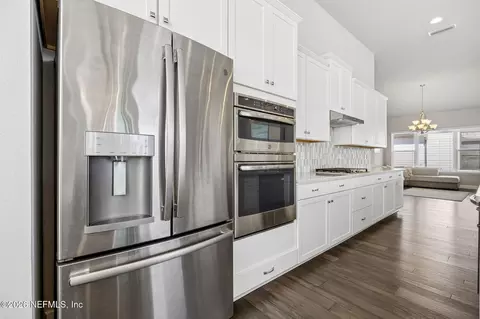Kitchen - 139 Marquesa Cir, Saint Johns, FL 32259 photo 2 of 4