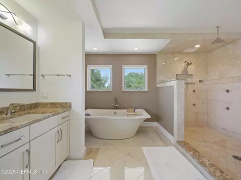 Bath - 205 Coquina Ave, Saint Augustine, FL 32080 photo 1 of 5