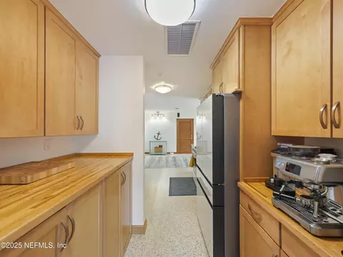 Kitchen - 205 Coquina Ave, Saint Augustine, FL 32080 photo 4 of 5