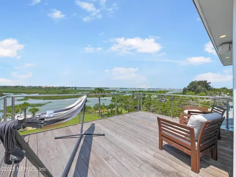 Exterior - 205 Coquina Ave, Saint Augustine, FL 32080 photo 5 of 11