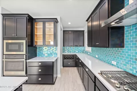 Kitchen - 812 Windley Dr, Saint Augustine, FL 32092 photo 5 of 7