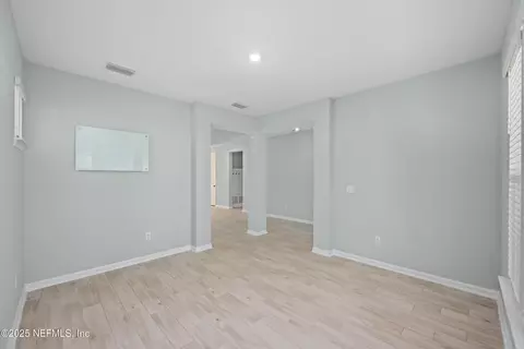 Living - 812 Windley Dr, Saint Augustine, FL 32092 photo 2 of 10
