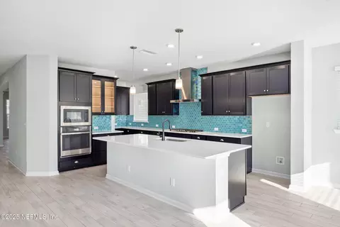 Kitchen - 812 Windley Dr, Saint Augustine, FL 32092 photo 3 of 7
