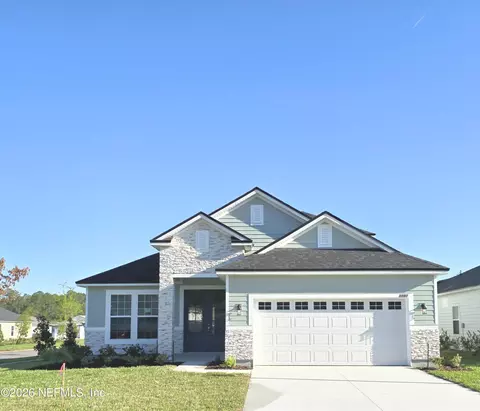 3501 Americana Dr, Green Cove Springs, FL 32043