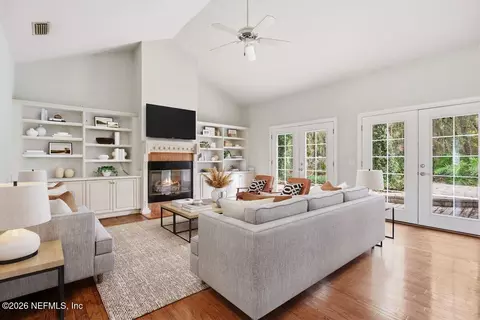 Living - 4002 Moultrie Foreside Blvd, Saint Augustine, FL 32086 photo 1 of 5