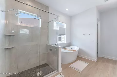 Bath - 281 Pine Grove Pt, Saint Augustine, FL 32092 photo 1 of 5