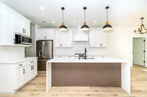 Kitchen - 4298 Wolfe Dr, Macclenny, FL 32063 photo 1 of 5