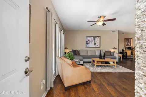 111 Jardin De Mer Pl #111, Jacksonville Beach, FL 32250