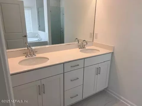 Bath - 220 Silver Lily Way, Saint Augustine, FL 32092 photo 3 of 5