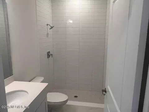 Bath - 220 Silver Lily Way, Saint Augustine, FL 32092 photo 2 of 5